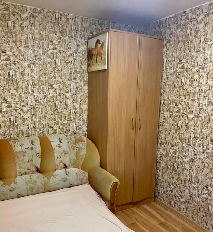 Уютная четырехкомнатная квартира в центре Славянки