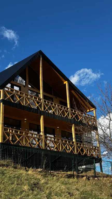 Большой дом Atlas Эльбрус в 20 минутах от поляны Азау