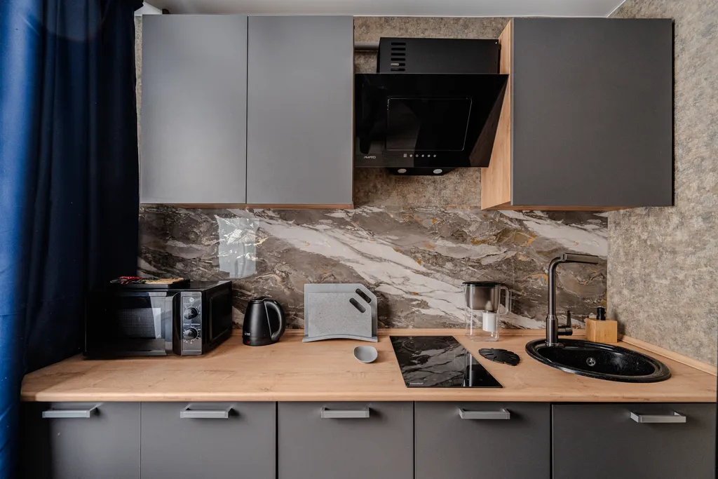 Красивая уютная двухкомнатная квартира с новым дизайнерским ремонтом