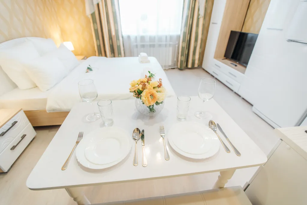 Студия на Хрустальной