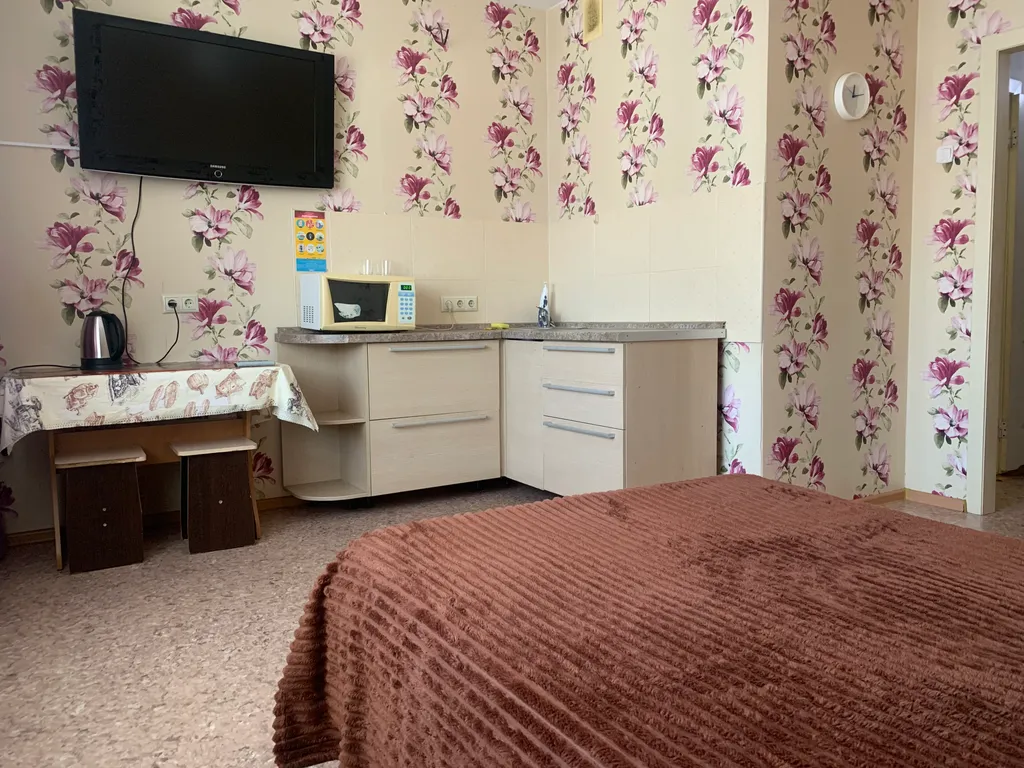 Живи тут Кардиоцентр, ТЦ Планета