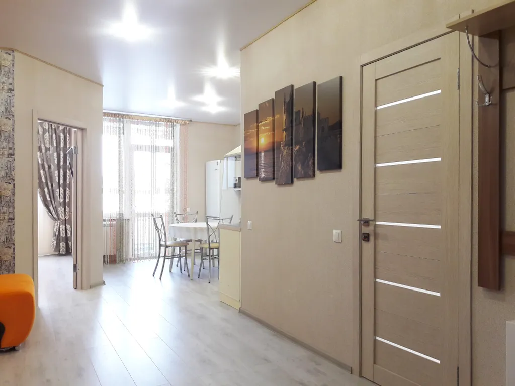 Уютная, новая, просторная квартира в пяти минутах от центра города