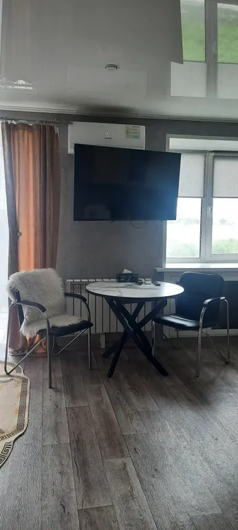 Студия с панорамными окнами