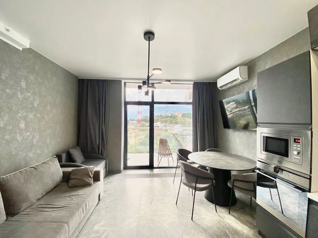 Видовой апартамент-студия резиденция