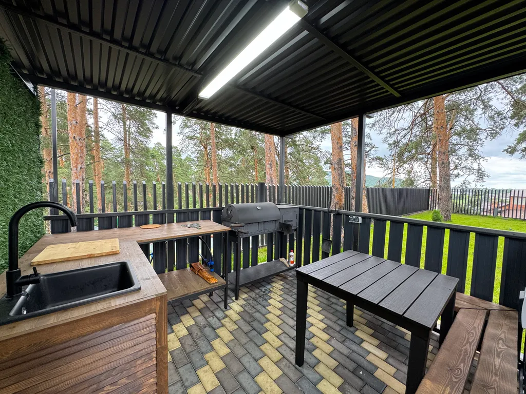 Барнхаус NaHolme с видом на горы и реку