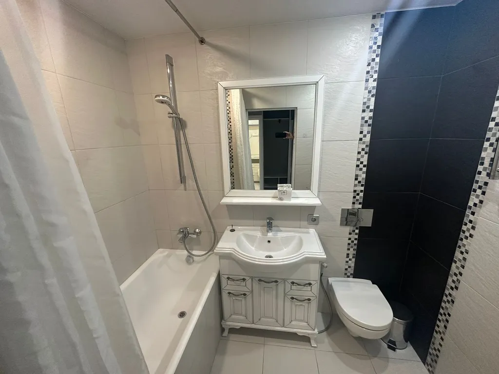 Уютная двушка рядом с морем и зимним театром