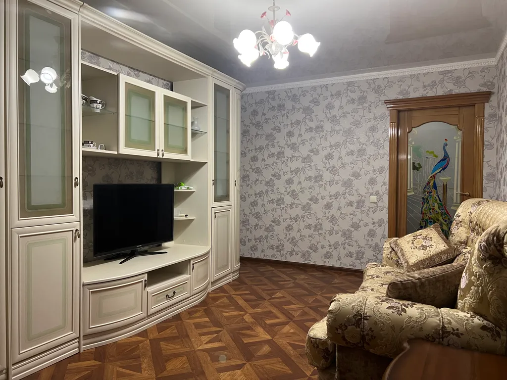 Квартира 2-комнатная Квартира — Тюмень