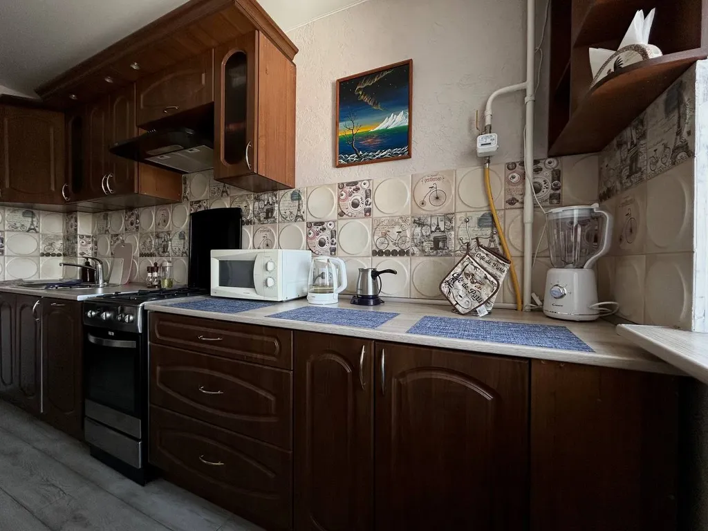 Квартира в тихом районе семеновского озера, парка, памятника Алеши