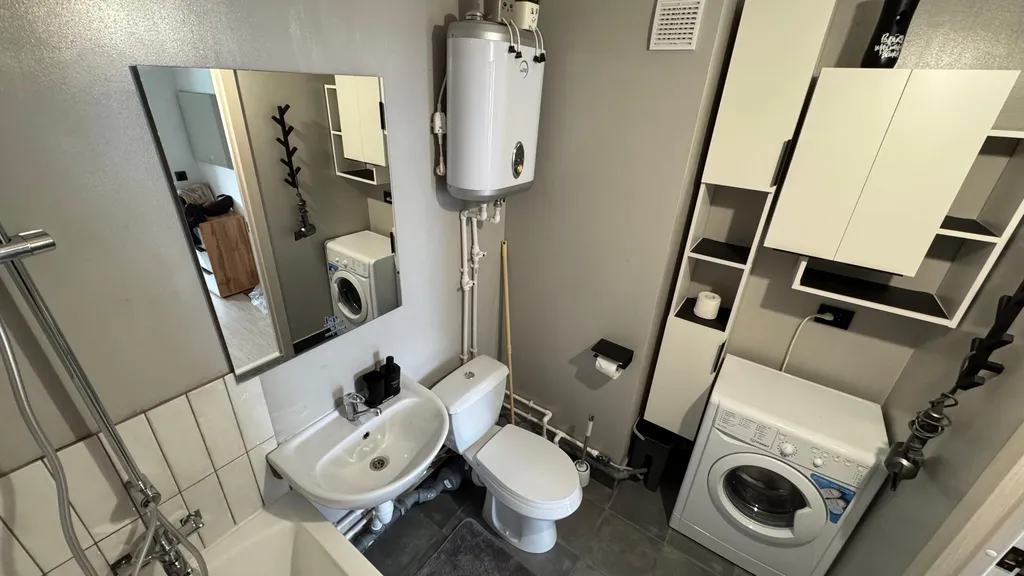 Студия на высоком этаже