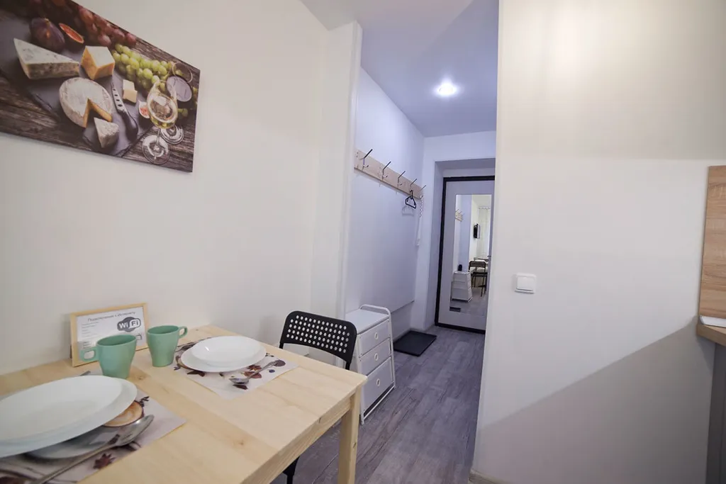 Двухместная уютная студия в 8-ми минутах ходьбы от метро