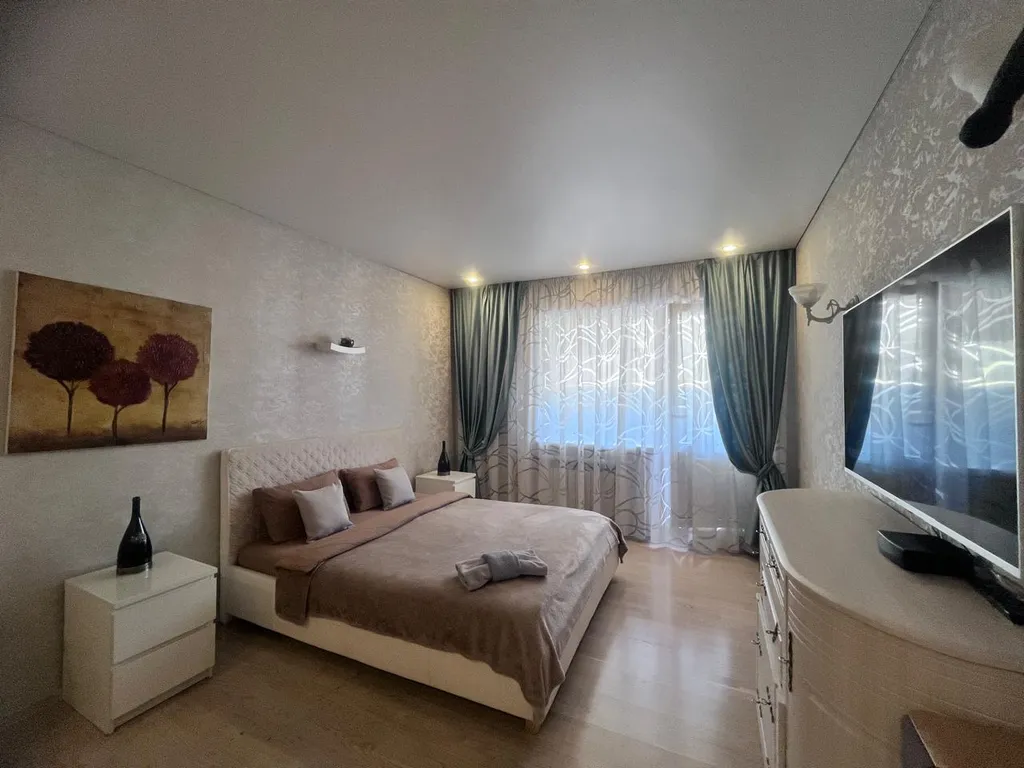 2-комнатная люкс на Энтузиастов