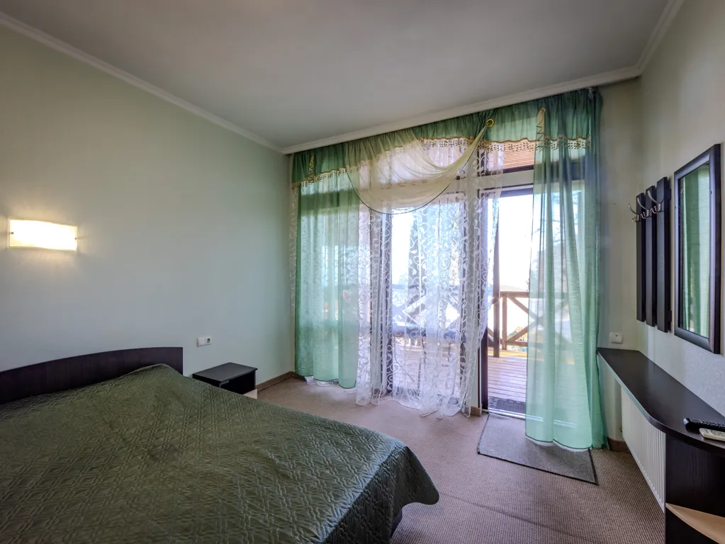 Двухместный номер с одной кроватью, террасой