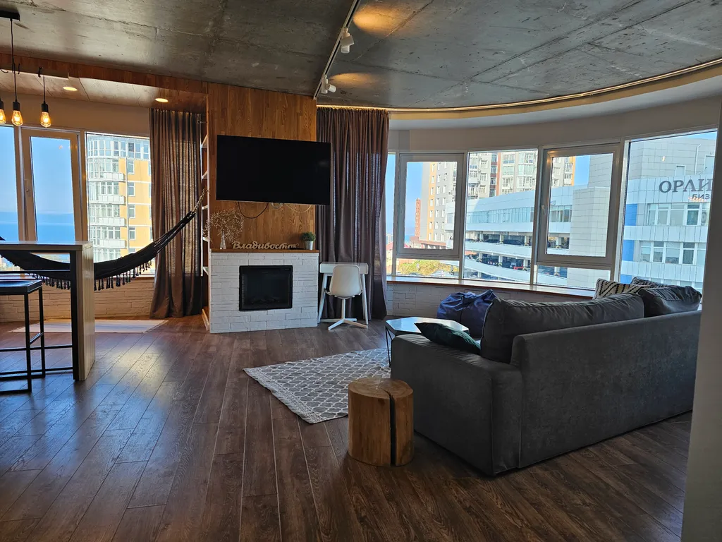 2х.ком.кв.  85.кв.м  в Центре вид на море и город , район Фуникулёра