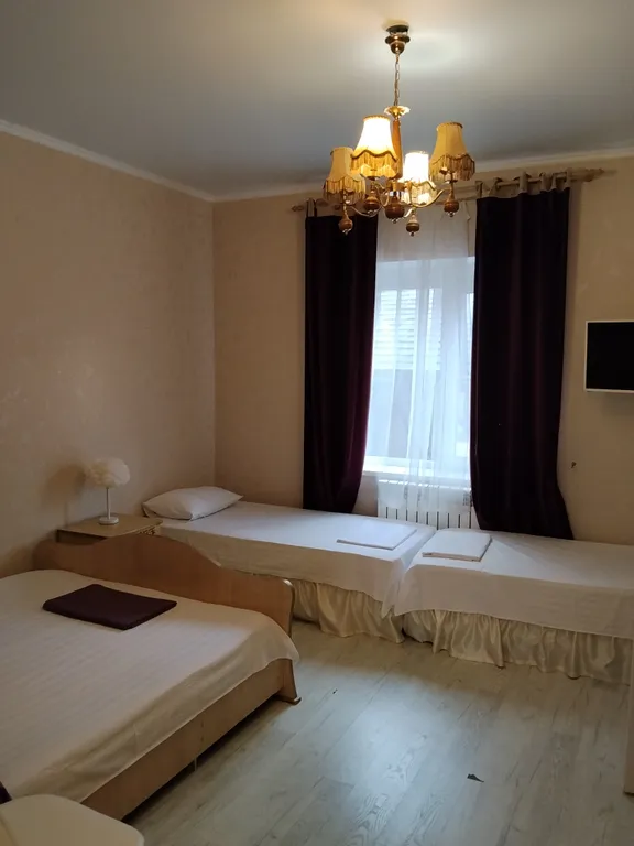 Дом замок с видом на море и горы