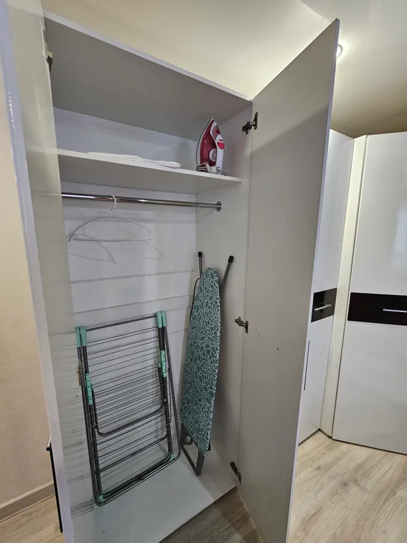 Очень теплая студия, не далеко от Арены