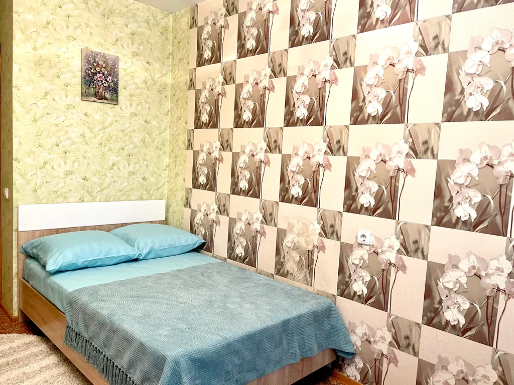 Квартира напротив Вокзал железнодорожный — аренда посуточно в Междуреченск