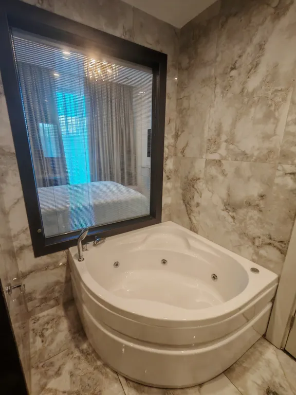 Квартира XL в Azura World c видом на бассейн и аквапарком