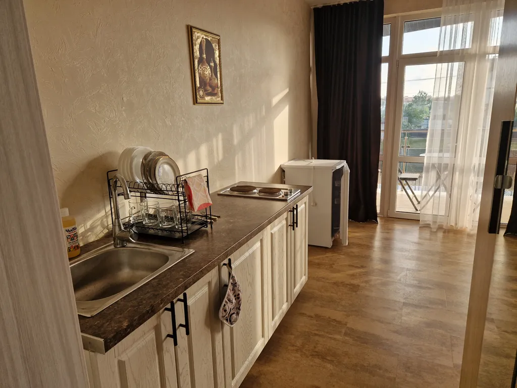 Комфортабельный номер с балконом-террасой и кухней