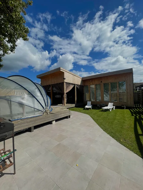 Дом с баней