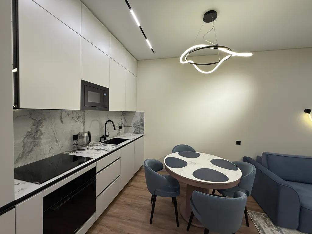 Роскошная дизайнерская квартира с видим на Исаакиевский собор