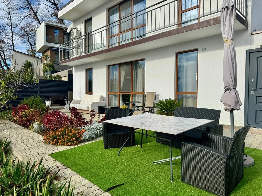 Дом в Сочи с видом на море и пешей доступности