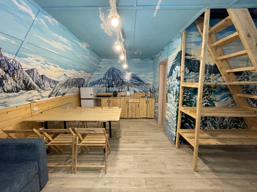 Коттедж Шале в стиле A-frame с видом на горы и лес — Шерегеш