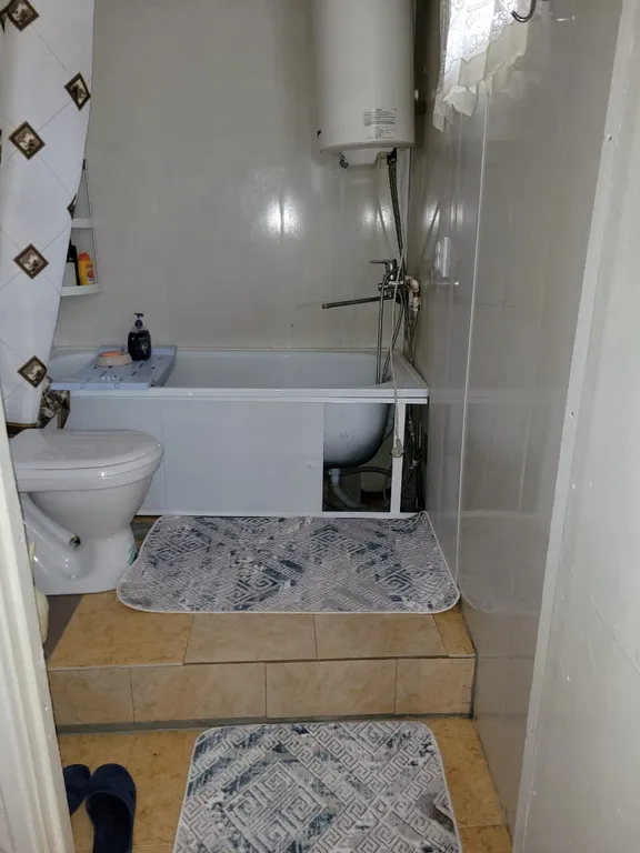 Уютная комната в частном доме без хозяев