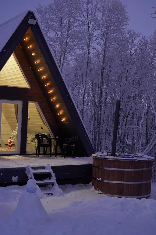 Домик А-фрейм с купелью