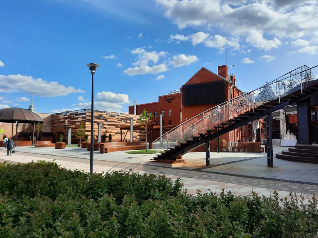 Студия возле Кремля