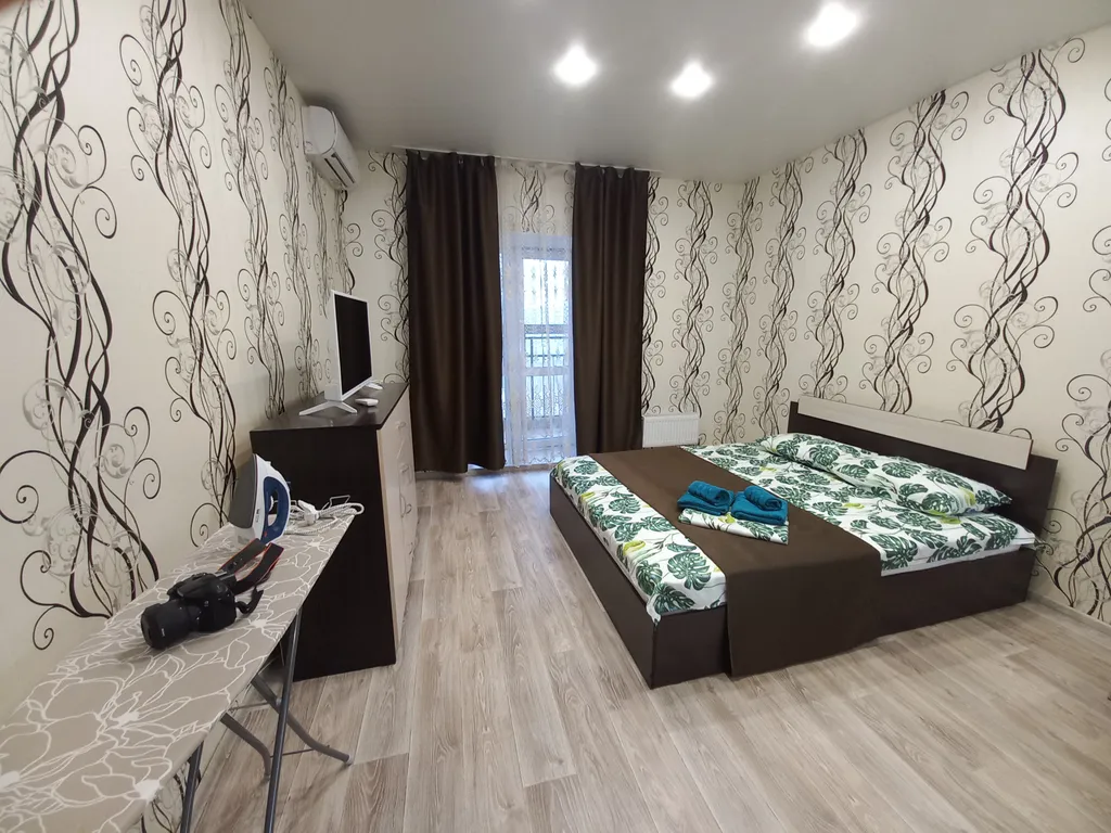 Квартира Видовая студия на Бейкер-Стрит с панорамным остеклением — аренда посуточно в Волгоград