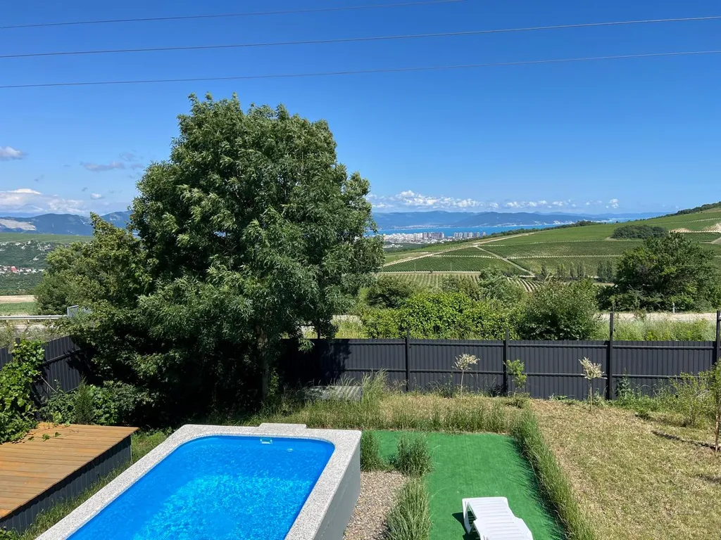 Коттедж Домик с сауной и теплым бассейном в Новороссийске|ТеремШато — аренда посуточно в Новороссийск