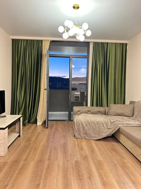 Olive Dream светлая квартира с балконом, Wi-Fi и видом на горы