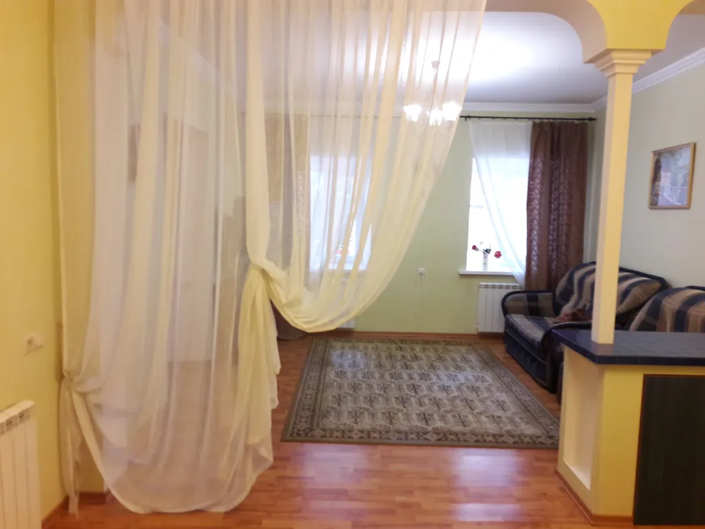 Квартира 1-комнатная Квартира — Алушта