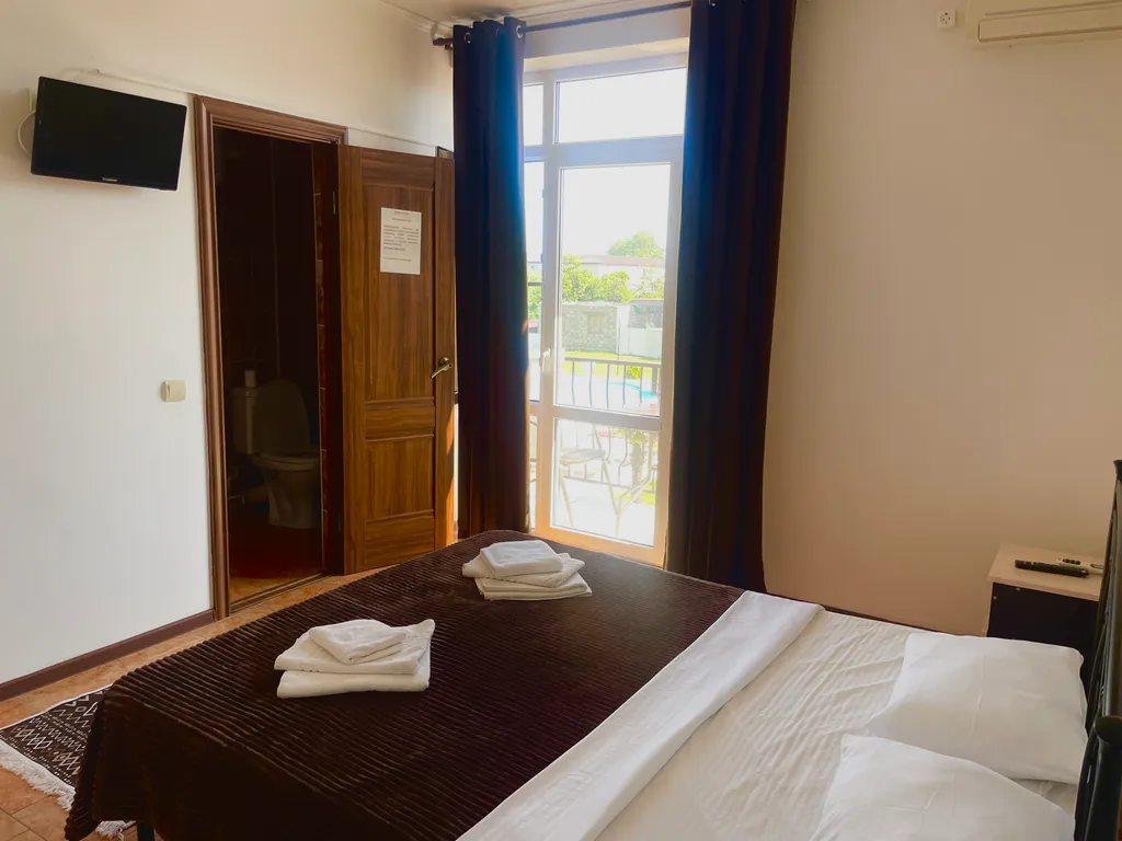 Двухместный номер с балконом и включенным завтраком