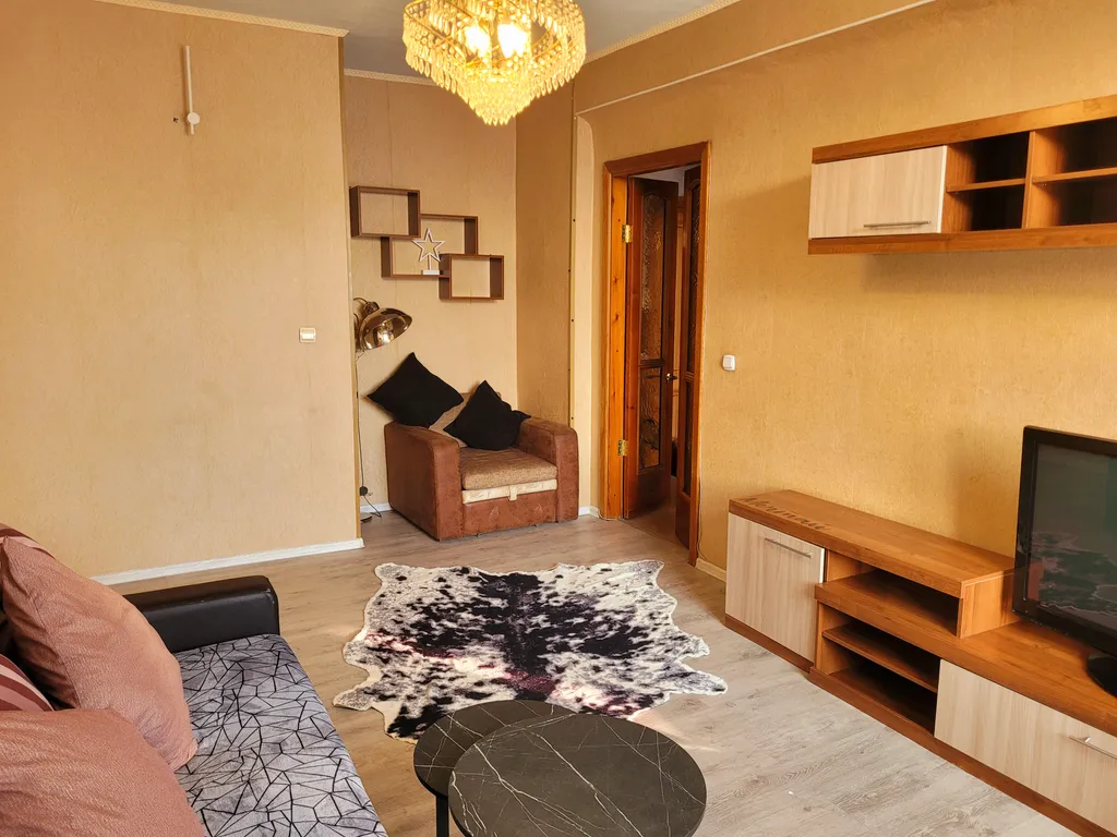 Квартира в самом центре города — аренда посуточно в Курган