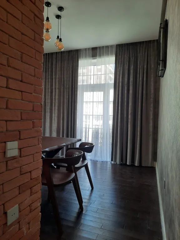 Уютная 1-комнатная квартира возле парка Офицеров