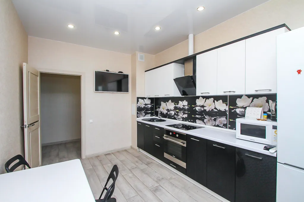 Чистая двушка со свежим ремонтом и шикарным видом