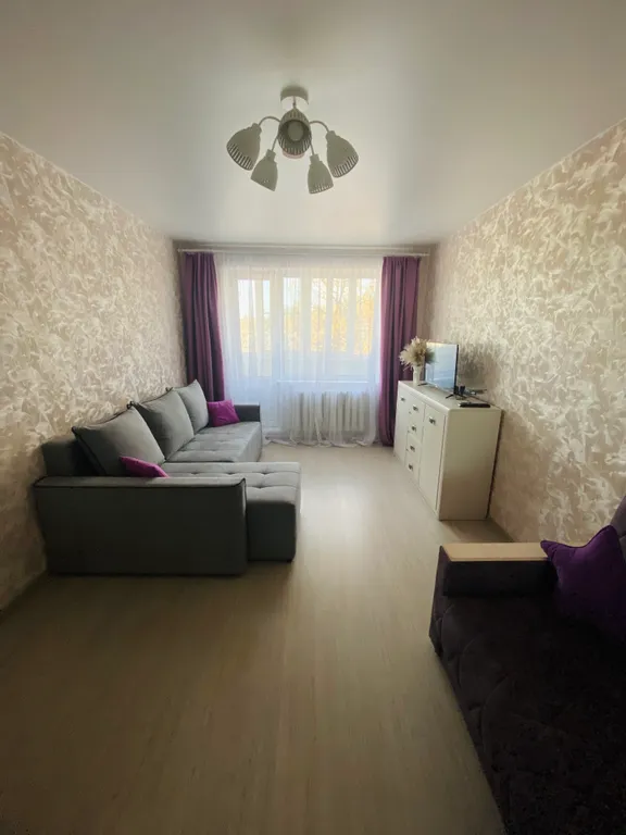 Чистая, светлая квартира в центре поселка