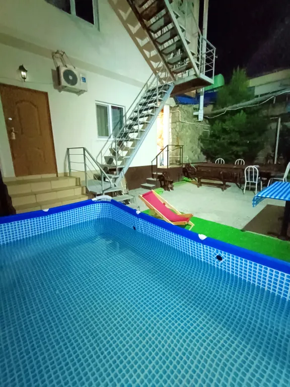 2-уровневая квартира у моря с мангальной зоной и бассейном