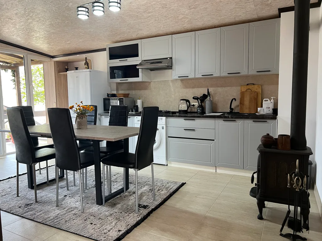 Домик на солнечном холмике Гуниба