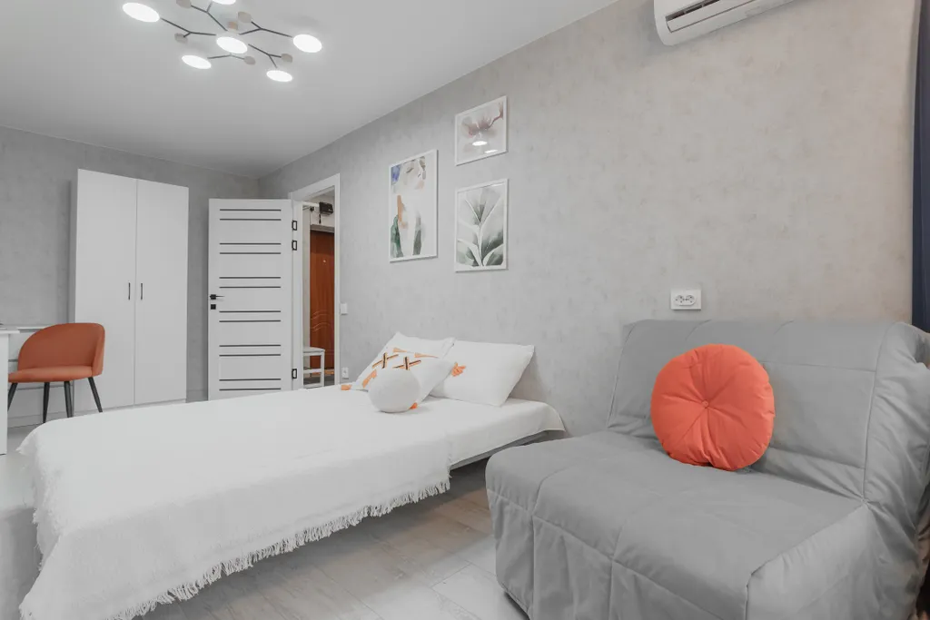 Просторная 2-комнатная квартира с дизайнерским ремонтом