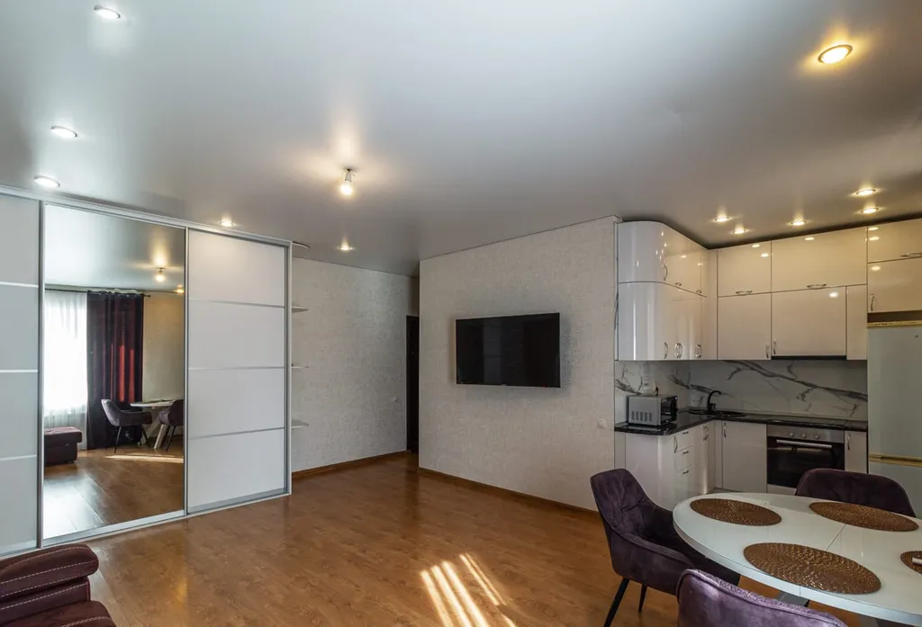 Евродвушка в центре левого берега