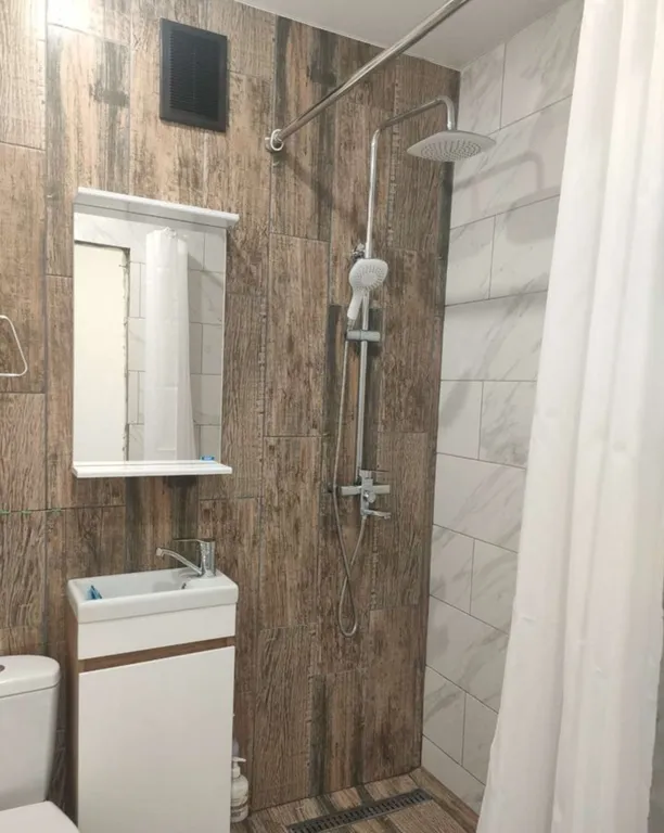 Студия с видом на Эльбрус