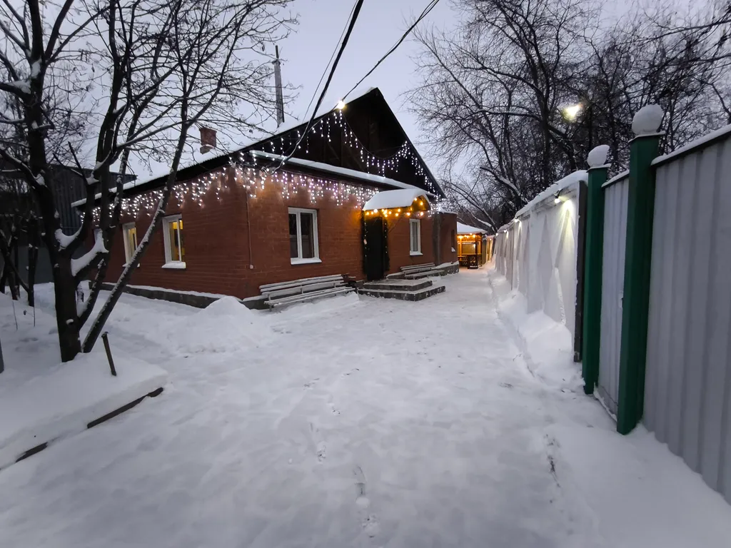 Дом с баней, беседкой и мангальной зоной для отдыха