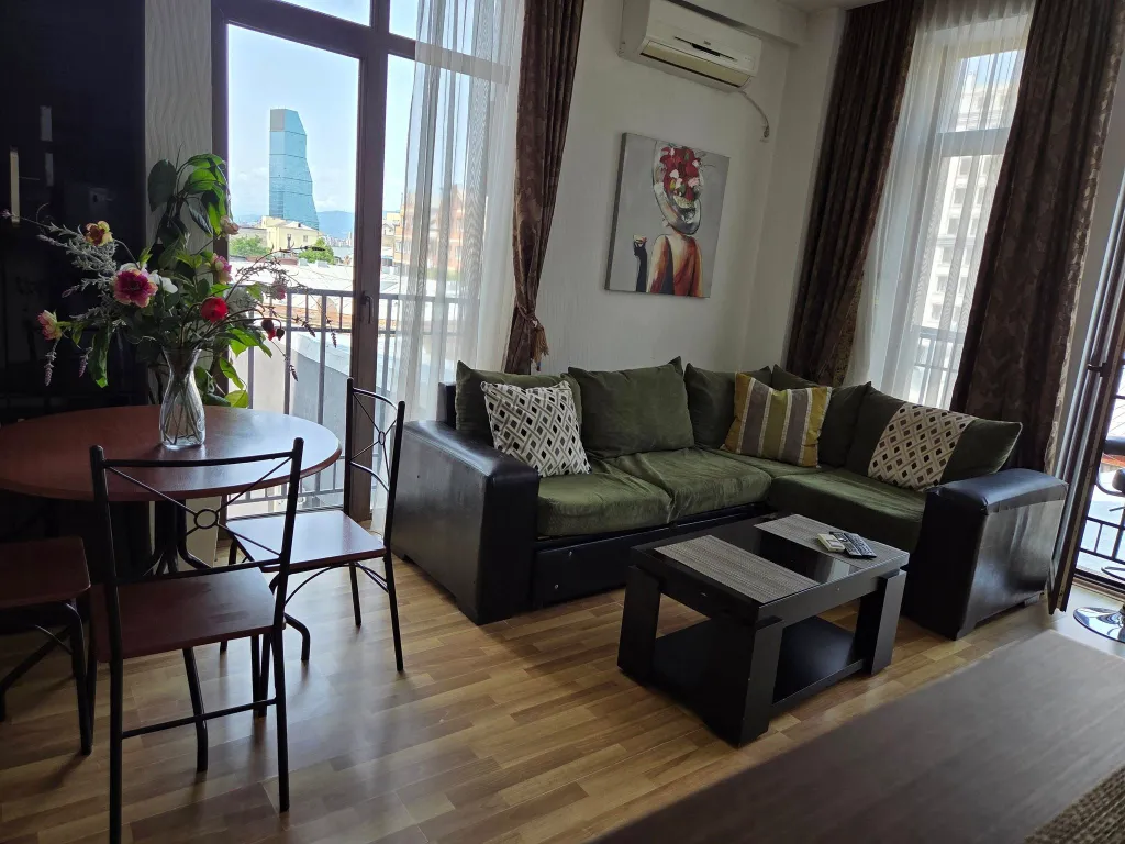 Квартира в центре города — аренда посуточно в Тбилиси