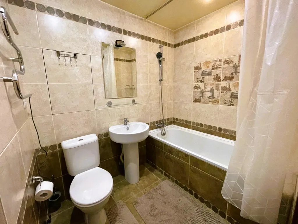 Евродвушка у метро - 400 метров!