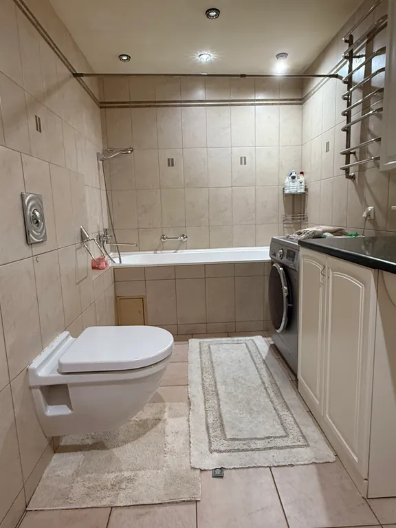 Шикарная просторная квартира с дизайнерским ремонтом