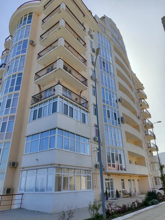 Квартира для семейного отдыха с видом на море плюс паркинг