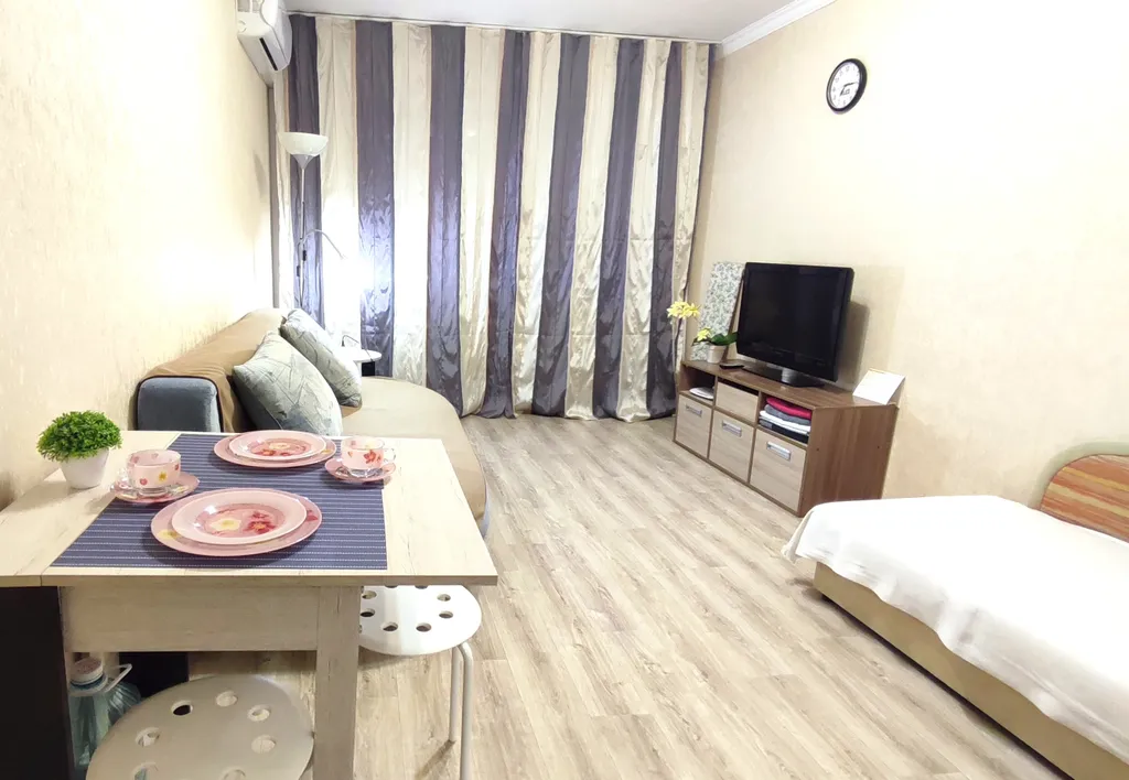 Квартира Студия Спутник — аренда посуточно в Кемерово