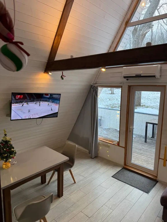 Уютные домики в стиле а-фрейм